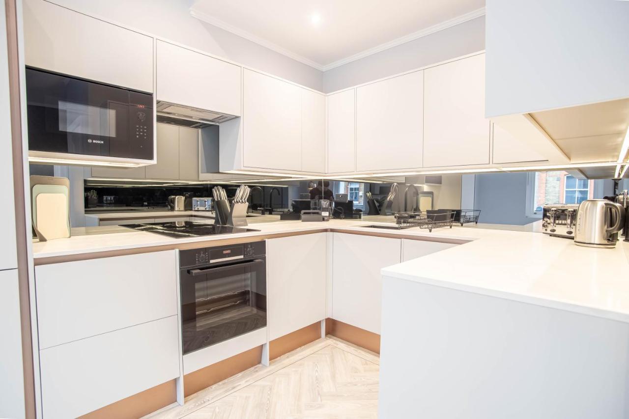 Modern & Chic One Bedroom Apartments In Fitzrovia By Sojo Stay London Exterior foto