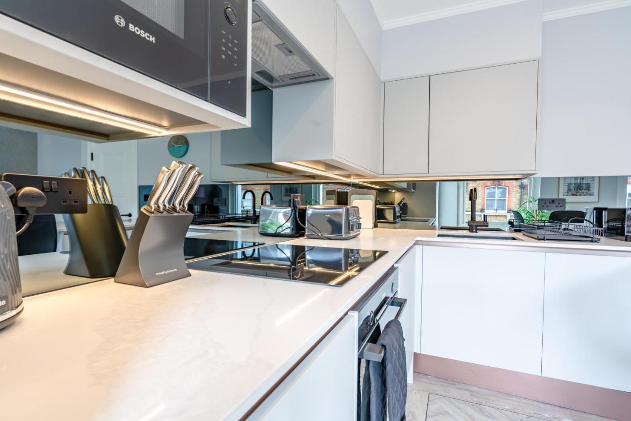 Modern & Chic One Bedroom Apartments In Fitzrovia By Sojo Stay London Exterior foto